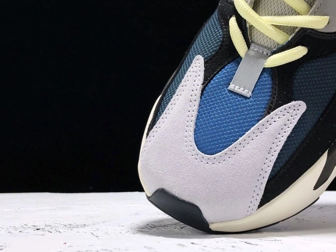 Yeezy Adidas Wave Runner 700 Boost B75571 0903